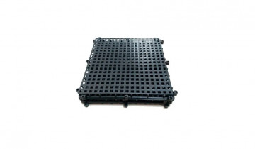 PISO PLASTICO 33,5X33,5X2...