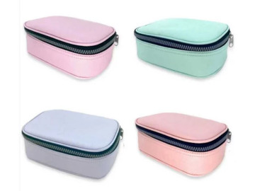 NECESSAIRE BOX JUMBO PRADA...